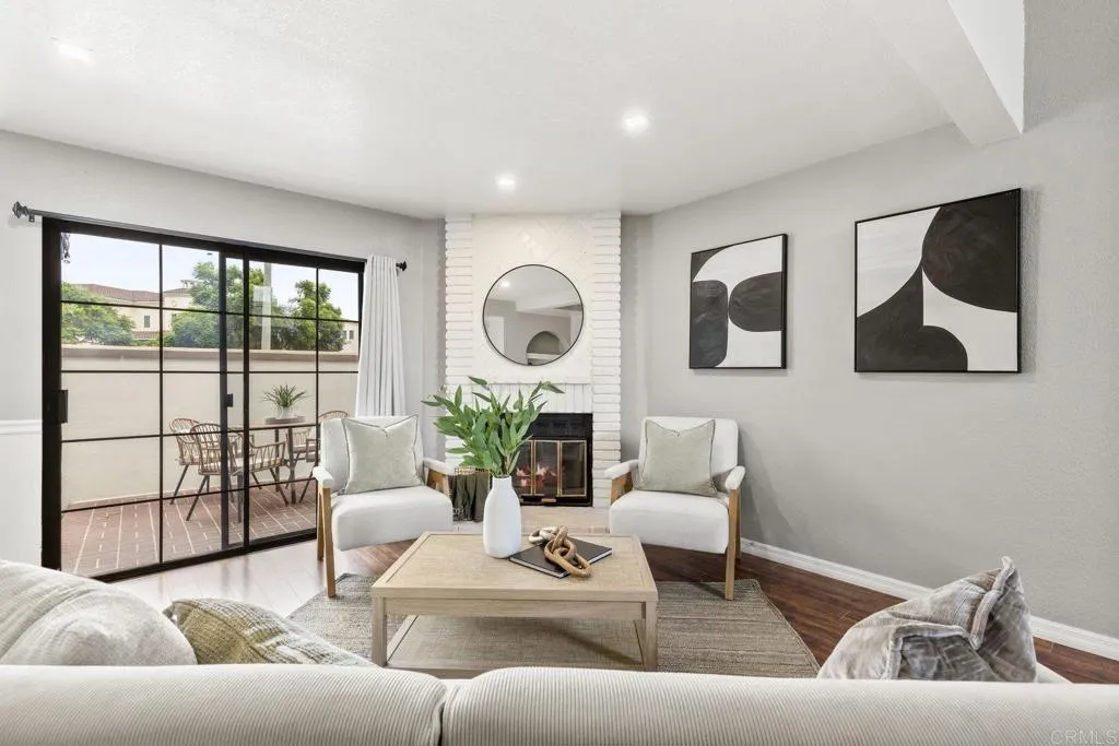 7012 Goldenrod Way, Carlsbad, California 92011 home-pic-6